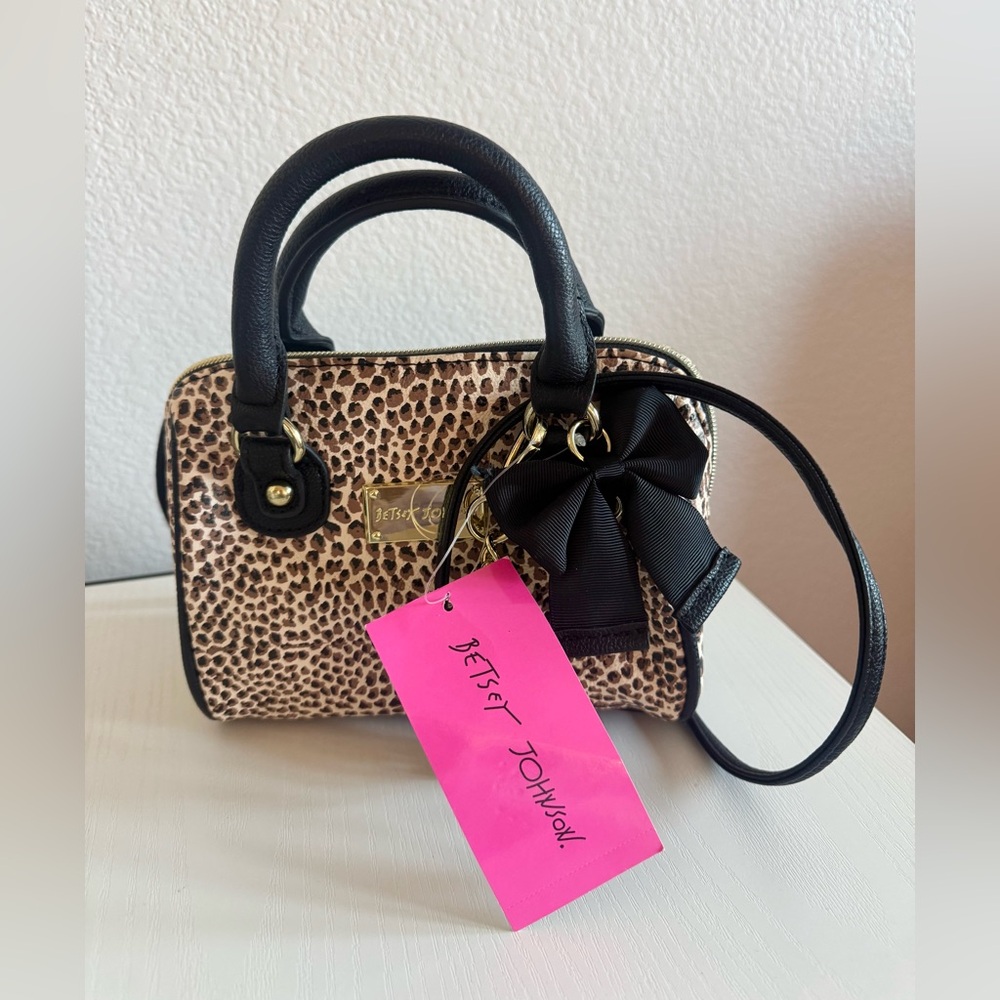 NWT Betsey Johnson Cheetah Print Mini Purse